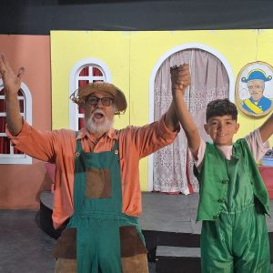 ESPETÁCULO: TISTU, O MENINO DO POLEGAR VERDE